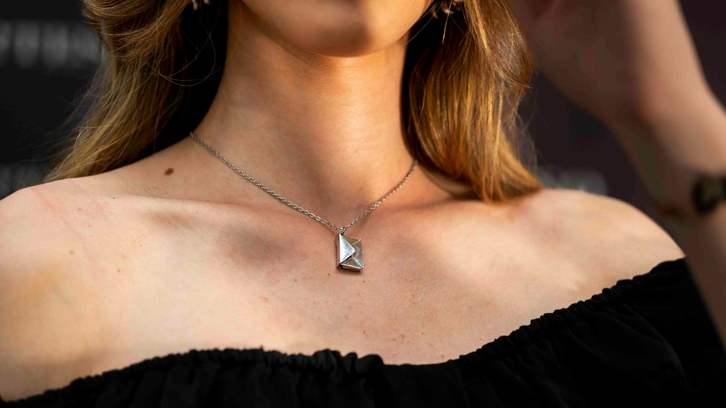 Collar Sobre Plateado
