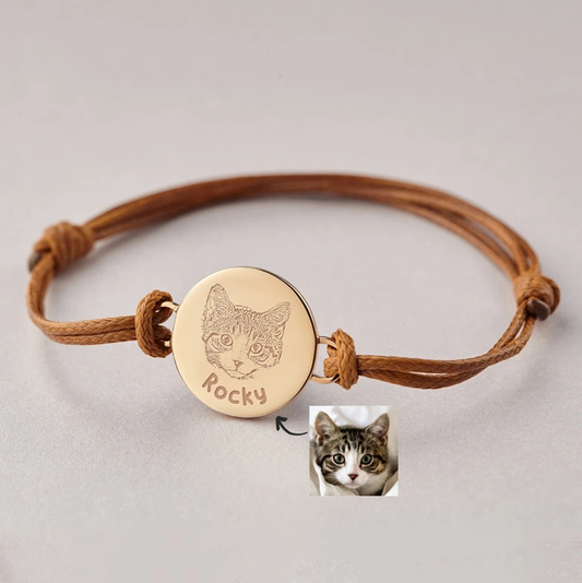Pulsera con Dije Redondo Dorado